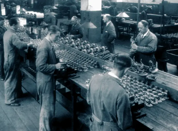 Meer dan 100 jaar ervaring... Meer dan 100 jaar ervaring...