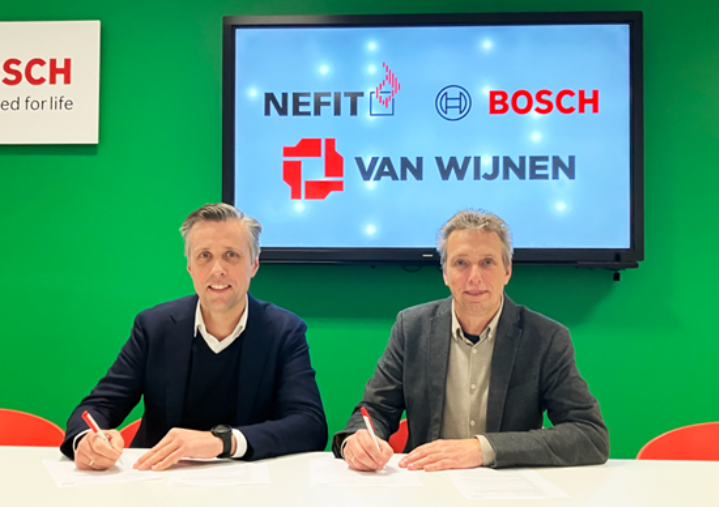 Nefit Bosch en Van Wijnen slaan handen ineen voor nieuwe dakwarmtepomp Nefit Bosch en Van Wijnen slaan handen ineen voor nieuwe dakwarmtepomp