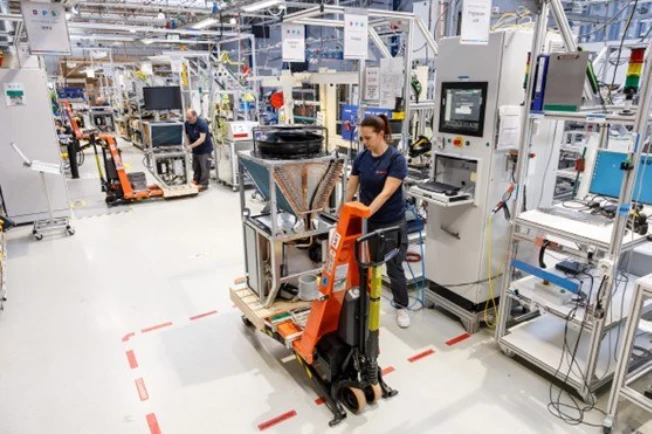 Nefit Bosch brengt unieke dakwarmtepomp op de markt