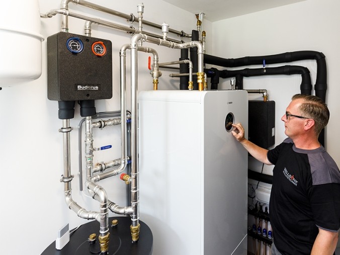 Bodemwarmtepomp 7800i LWMF in vrijstaande nieuwbouwwoning | Vaassen Bodemwarmtepomp 7800i LWMF in vrijstaande nieuwbouwwoning | Vaassen
