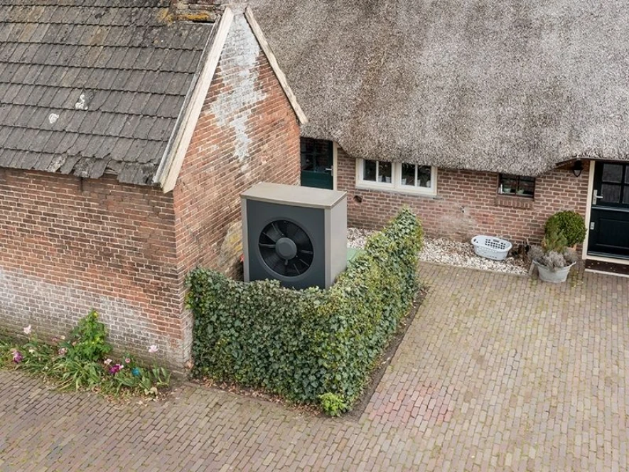 Nieuwleusen All electric warmtepomp zonneboilersysteem en PV