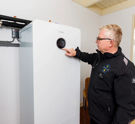 Binnenunit in thuiskantoor geplaatst