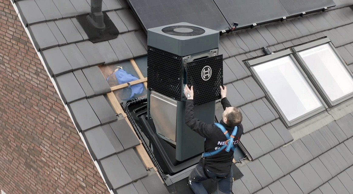 Nefit-Bosch Compres 5800i AWR Dakwarmtepomp installatie Nefit-Bosch Compres 5800i AWR Dakwarmtepomp installatie