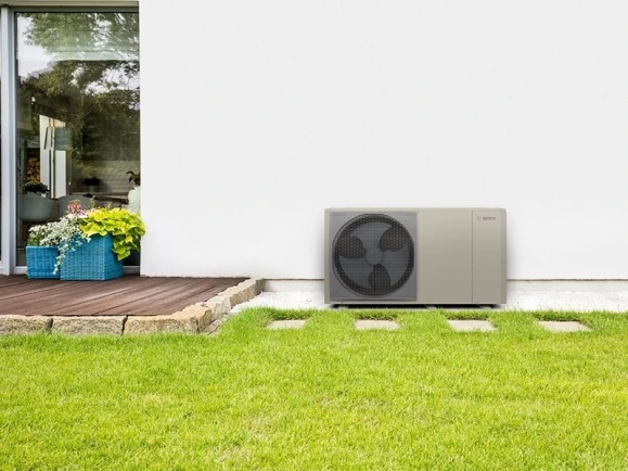 Compress_2000_AWF_insitu_image_prodcuct_in_back_garden_close_up_against_wall