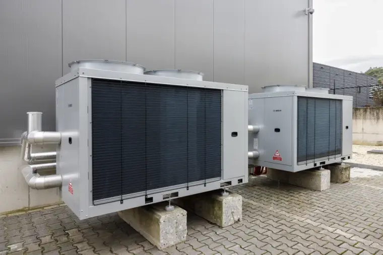 Installatievervanging en energiebesparing in bedrijfshal in Venlo Installatievervanging en energiebesparing in bedrijfshal in Venlo